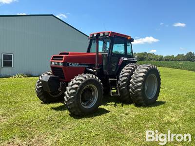 1985 Case IH 3294 MFWD Tractor