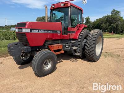 1991 Case IH 7120 2WD Tractor