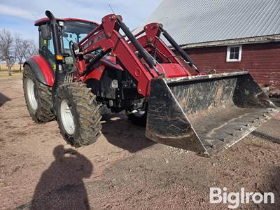 Case IH Farmall 120C MFWD Tractor w Loader