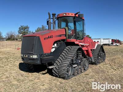 Case IH STX 440 4WD Quad Track Tractor