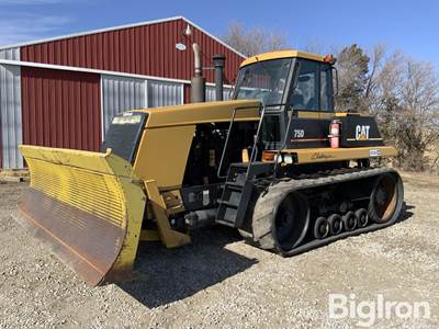 1997 Caterpillar 75D Track Tractor w/Degelman 12’ Blade