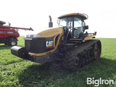 2004 challenger MT835B Tracked Tractor
