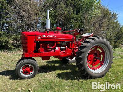 1947 Farmall / International M 2WD Tractor