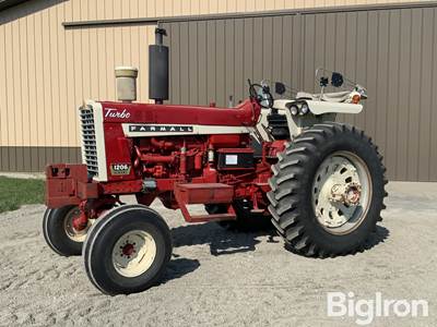 1967 Farmall 1206 Turbo 2WD Tractor