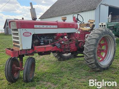 Farmall 460 2WD Tractor