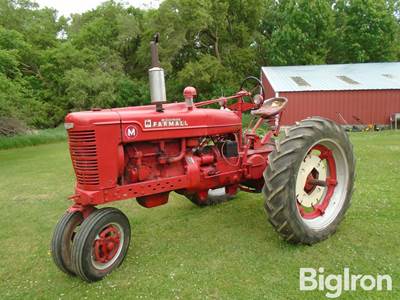 1947 Farmall M 2WD Tractor