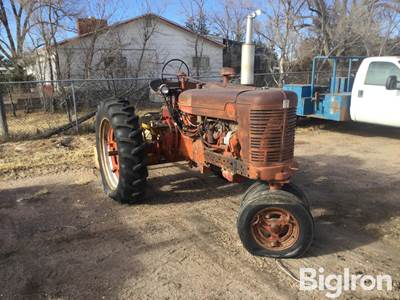 1953 Farmall Super M 2WD Tractor w/Land Pride Rear Box Scraper