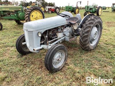 1951 Ferguson TO-30 2WD Tractor