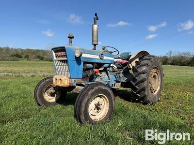 1972 Ford 4000 2WD Tractor