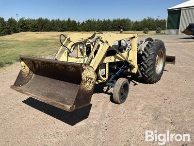 1963 Ford 4000 2WD Tractor w/Loader & Blade