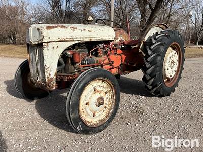 1949 Ford 8N 2WD Tractor
