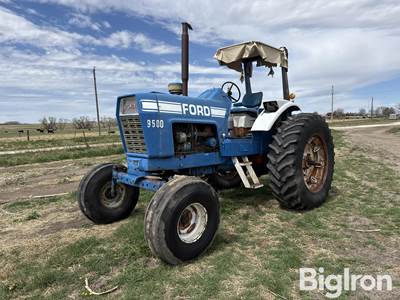 Ford 9600 2WD tractor