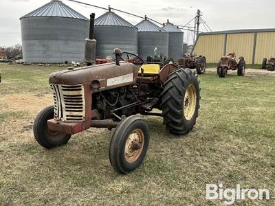 1956 International 350 2WD Tractor