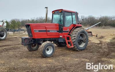 1985 International 5488 2WD Tractor
