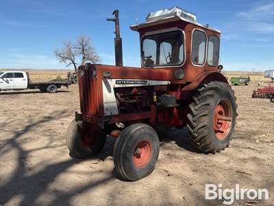 1966 International 806 Wheatland 2WD tractor