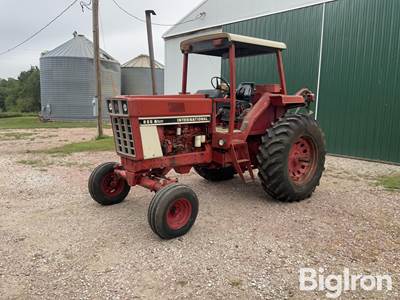 1977 International 886 2WD Tractor w/Post Hole Digger