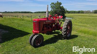 International H 2WD Tractor