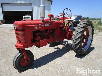 1950 International Harvester H 2WD Tricycle Tractor