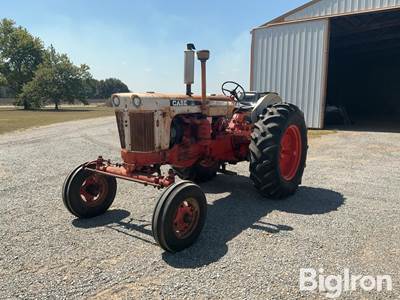 JI Case 830 2WD Tractor
