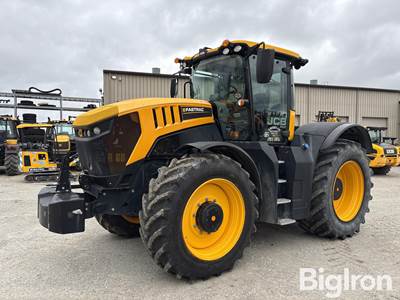 2022 JCB 8330 Fasttrac 4WD Tractor