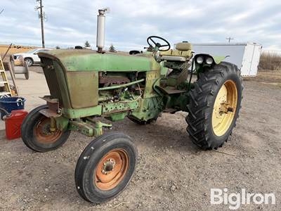 1961 John Deere 2010 2WD Tractor