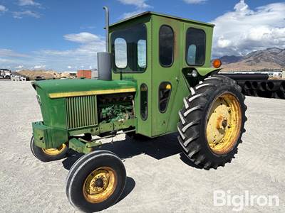 John Deere 2030 2WD Tractor