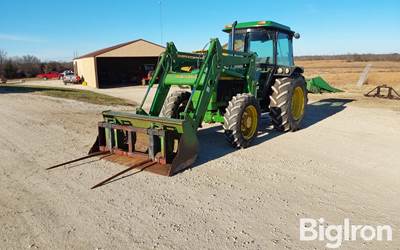 1992 John Deere 2355 MFWD Tractor w/640 Loader