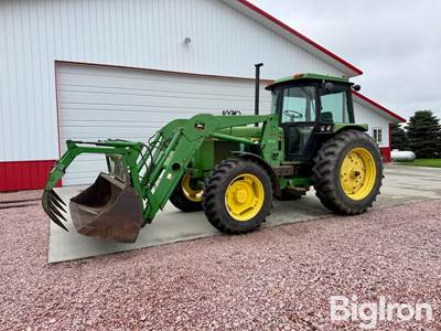 1984 John Deere 2950 MFWD Tractor w/Loader