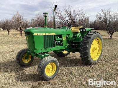 1964 John Deere 3020 2WD Tractor