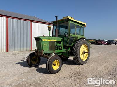 John Deere 3020 2WD Tractor