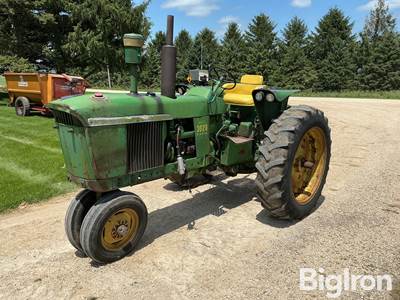 1968 John Deere 3020 2wd Tractor