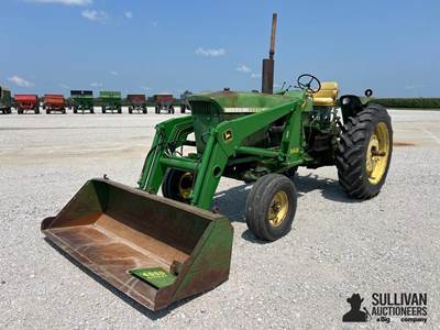 John Deere 4000 2WD Tractor