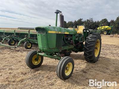 1961 John Deere 4010 2WD tractor