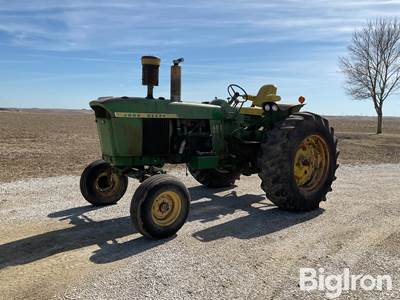 1963 John Deere 4010 2WD Tractor