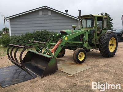 1963 John Deere 4010 2WD Tractor w/John Deere Front loader & Grapple Bucket