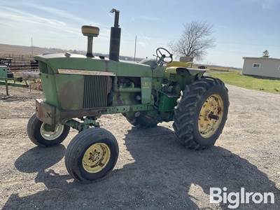 1966 John Deere 4020 2WD Tractor