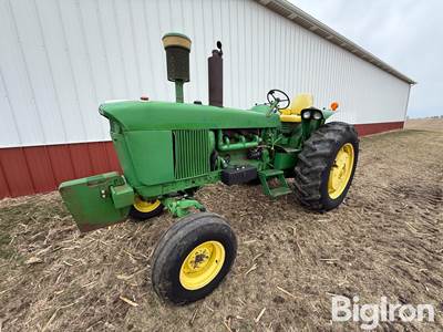 John Deere 4020 2WD Tractor