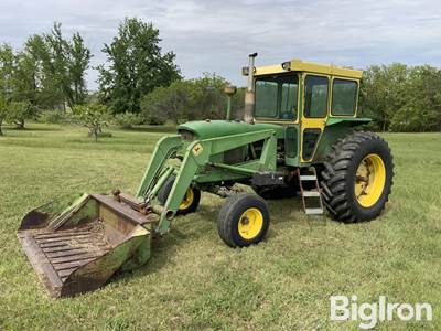 1966 John Deere 4020 2WD Tractor w/Loader