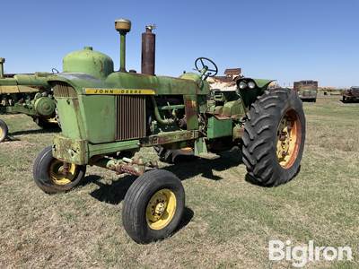 1965 John Deere 4020 2WD Tractor