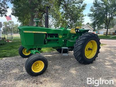1968 John Deere 4020 2WD Tractor
