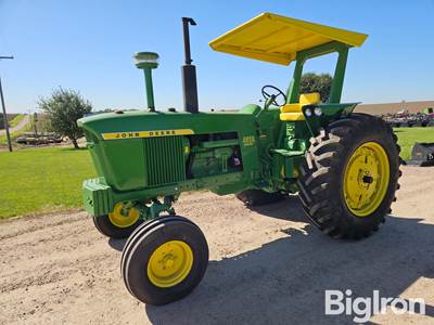 1966 John Deere 4020 2WD Tractor