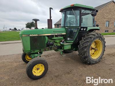 1981 John Deere 4040 2WD Tractor