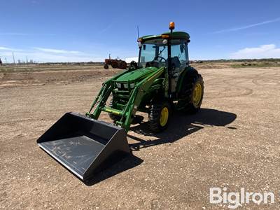 2023 JohnDeere 4066R MFWD Tractor