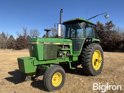 1980 John Deere 4240 2WD Tractor