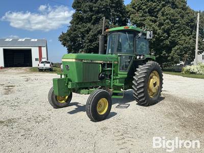 1978 John Deere 4240 2WD Tractor