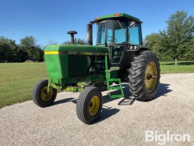 1978 John Deere 4240 2WD Tractor