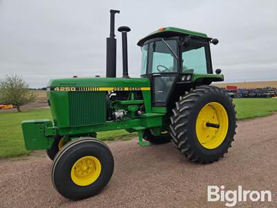 1983 John Deere 4250 2WD Tractor