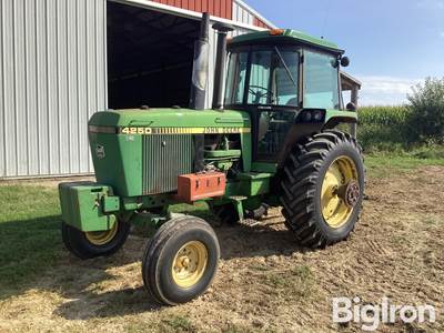 1986 John Deere 4250 2WD Tractor