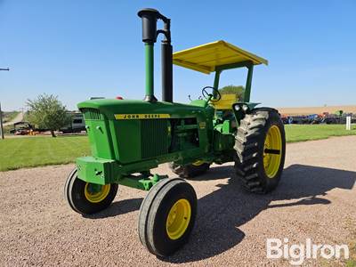 1971 John Deere 4320 2WD Tractor