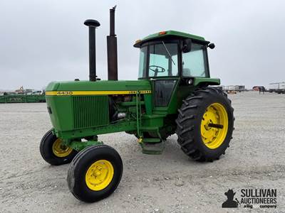 John Deere 4430 2WD Tractor